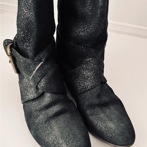 Black Shimmer Dance boots , some luxury markings says something but unsure - Picture 6 of 8